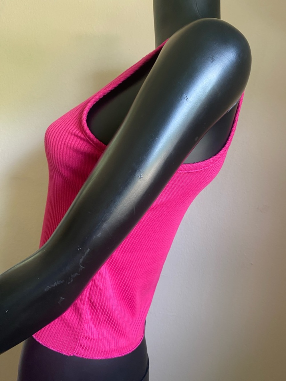 Olivia Rae Ribbed Tank in Fuchsia Pink - Picture 4 of 9